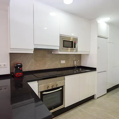 Appartement Ref 302 Front In Popular Riverina *