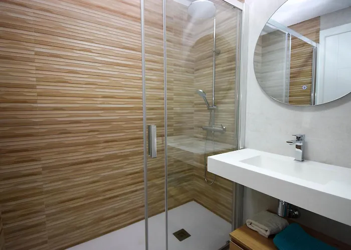 Ref 302 Front In Popular Riverina Fuengirola